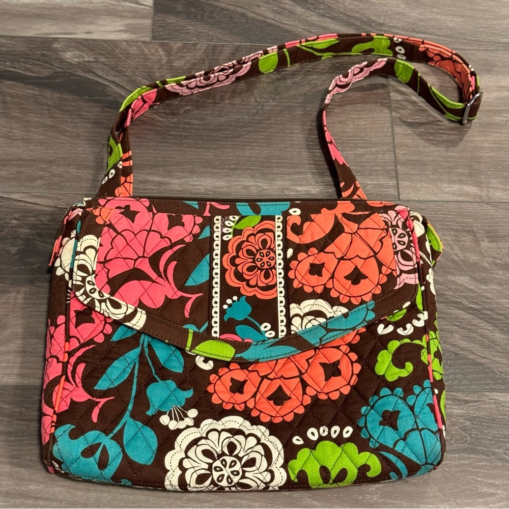 VERA BRADLEY Tablet Bag in Lola Pattern
